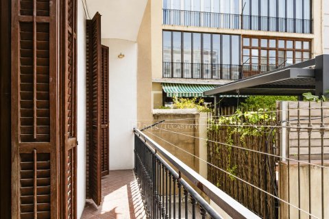 Apartamento de 5 dormitorios en venta en Barcelona, Cataluña, Spain № 8856 - foto 10