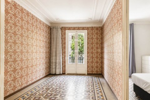 Apartamento de 5 dormitorios en venta en Barcelona, Cataluña, Spain № 8856 - foto 27