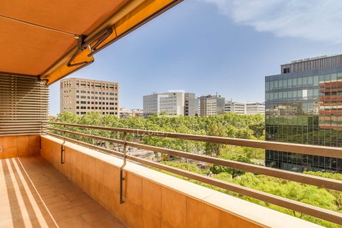 4 bedrooms apartment for sale in Barcelona, Catalonia, Spain № 8854 - photo 19