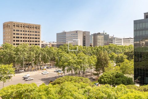 4 bedrooms apartment for sale in Barcelona, Catalonia, Spain № 8854 - photo 12