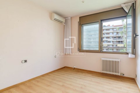 4 bedrooms apartment for sale in Barcelona, Catalonia, Spain № 8854 - photo 6