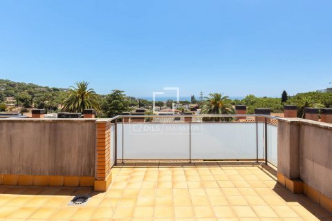 5 bedrooms villa for sale in Cabrils, Barcelona, Catalonia, Spain № 8853 - photo 3