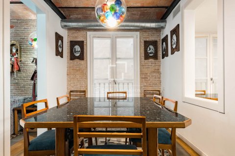 4 bedrooms apartment for sale in Barcelona, Catalonia, Spain № 8858 - photo 21