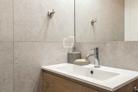 4 bedrooms apartment for sale in Barcelona, Catalonia, Spain № 8858 - photo 9