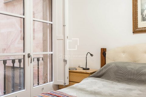 4 bedrooms apartment for sale in Barcelona, Catalonia, Spain № 8858 - photo 2