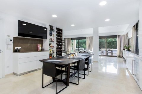 6 bedrooms house for sale in Gava, Barcelona, Catalonia, Spain № 1311 - photo 8