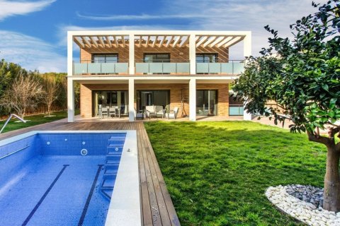 Сasa de 6 dormitorios en venta en Gavà, Barcelona, Cataluña, Spain № 1311