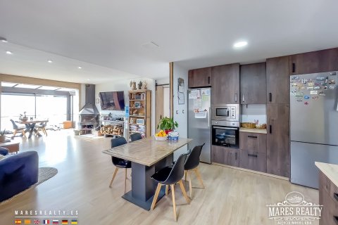 Villa de 13 dormitorios en venta en Lloret de Mar, Gerona, Cataluña, Spain № 1305 - foto 13