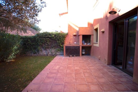 Casa adosada de 3 dormitorios en venta en Begur, Gerona, Cataluña, Spain № 1310 - foto 25