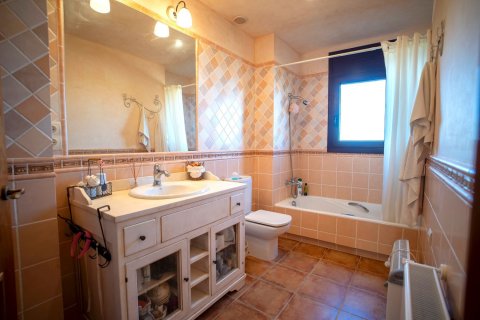 Casa adosada de 3 dormitorios en venta en Begur, Gerona, Cataluña, Spain № 1310 - foto 14