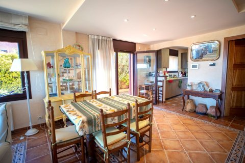 Casa adosada de 3 dormitorios en venta en Begur, Gerona, Cataluña, Spain № 1310 - foto 7