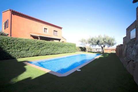 Casa adosada de 3 dormitorios en venta en Begur, Gerona, Cataluña, Spain № 1310 - foto 26