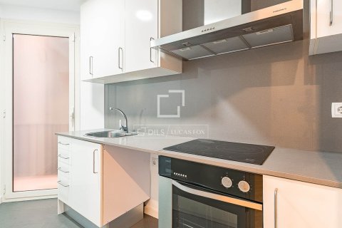 2 bedrooms apartment for sale in Barcelona, Catalonia, Spain № 7173 - photo 23