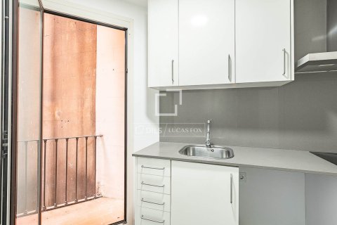 2 bedrooms apartment for sale in Barcelona, Catalonia, Spain № 7173 - photo 20