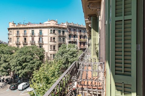 Apartamento de 2 dormitorios en venta en Barcelona, Cataluña, Spain № 7173