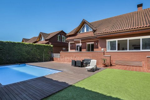 Villa de 5 dormitorios en venta en Sant Cugat del Vallès, Barcelona, Cataluña, Spain № 7171