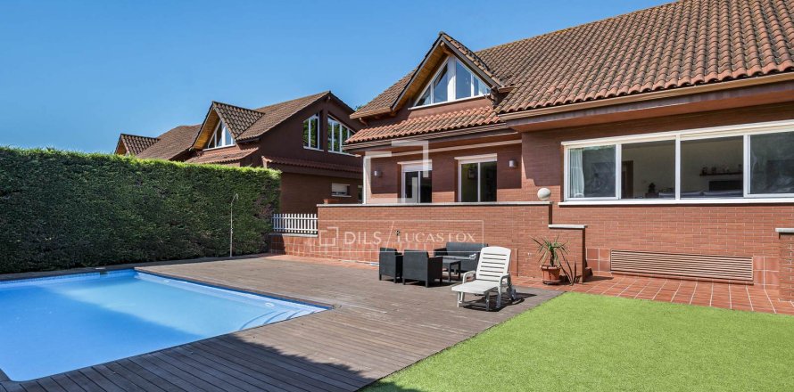 5 bedrooms villa for sale in Sant Cugat Del Valles, Barcelona, Catalonia, Spain № 7171