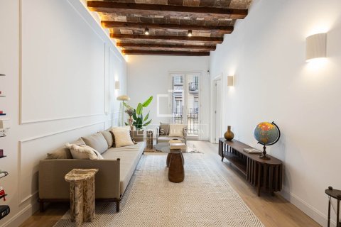 Apartamento de 3 dormitorios en venta en Barcelona, Cataluña, Spain № 7169