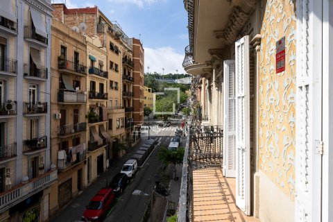 Apartamento de 3 dormitorios en venta en Barcelona, Cataluña, Spain № 7169 - foto 25