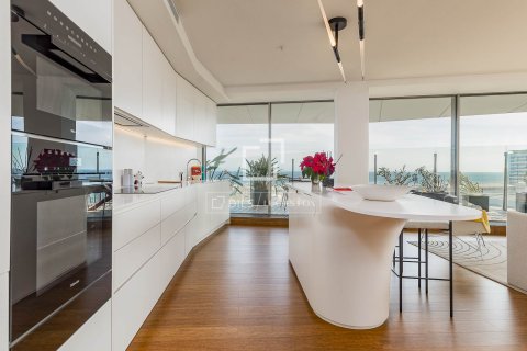 Apartamento de 3 dormitorios en venta en Barcelona, Cataluña, Spain № 6519 - foto 5
