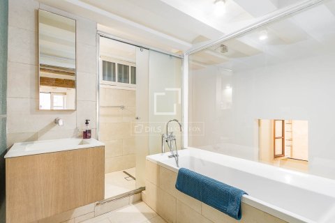 Apartamento de 2 dormitorios en venta en Barcelona, Cataluña, Spain № 6522 - foto 3