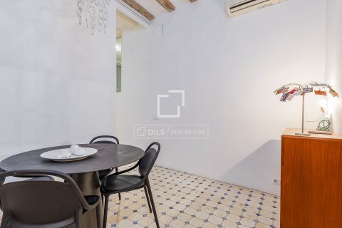 Apartamento de 2 dormitorios en venta en Barcelona, Cataluña, Spain № 6522 - foto 8
