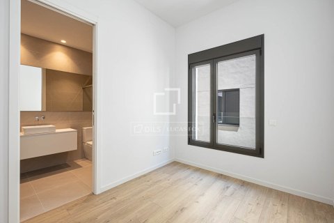 3 bedrooms apartment for sale in Barcelona, Catalonia, Spain № 4399 - photo 21