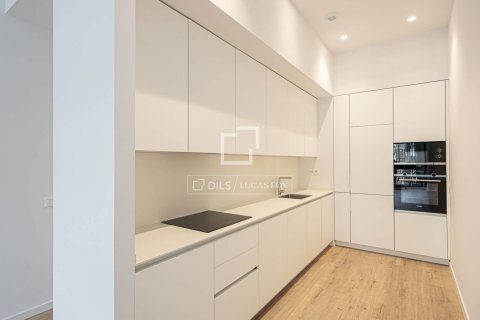 3 bedrooms apartment for sale in Barcelona, Catalonia, Spain № 4399 - photo 6