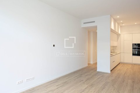 3 bedrooms apartment for sale in Barcelona, Catalonia, Spain № 4399 - photo 3