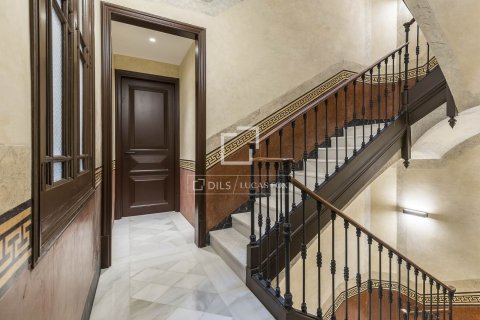 Купить квартиру в Барселона, Испания с 2 спальни, 150м², № 4401 - фото 29