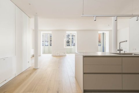 Купить квартиру в Барселона, Испания с 2 спальни, 150м², № 4401 - фото 10
