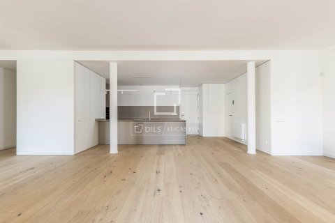 Купить квартиру в Барселона, Испания с 2 спальни, 150м², № 4401 - фото 7