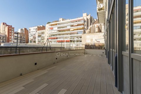 Купить квартиру в Барселона, Испания с 2 спальни, 150м², № 4401 - фото 26