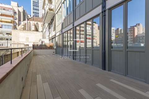 Купить квартиру в Барселона, Испания с 2 спальни, 150м², № 4401 - фото 2