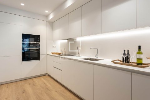3 bedrooms apartment for sale in Barcelona, Catalonia, Spain № 4398 - photo 18