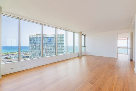 Apartamento de 4 dormitorios en venta en Barcelona, Cataluña, Spain № 3597