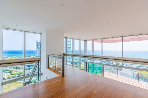 Apartamento de 4 dormitorios en venta en Barcelona, Cataluña, Spain № 3597 - foto 10