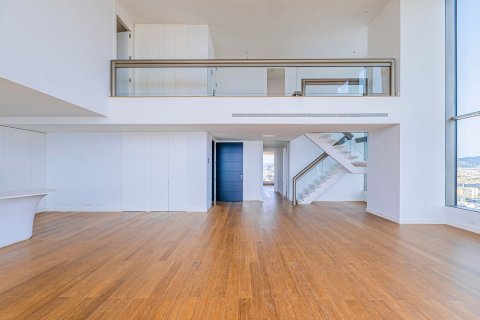 Apartamento de 4 dormitorios en venta en Barcelona, Cataluña, Spain № 3597 - foto 24