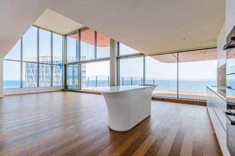 Apartamento de 4 dormitorios en venta en Barcelona, Cataluña, Spain № 3597 - foto 25