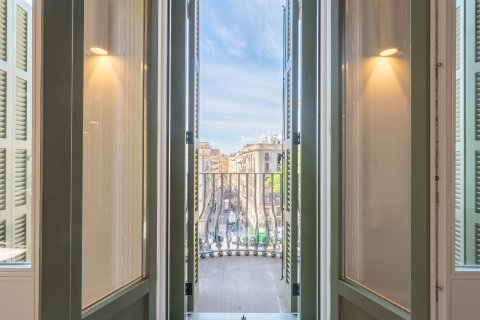 Apartamento de 2 dormitorios en venta en Barcelona, Cataluña, Spain № 3594 - foto 19
