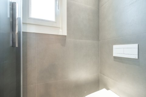 Apartamento de 2 dormitorios en venta en Barcelona, Cataluña, Spain № 3594 - foto 4