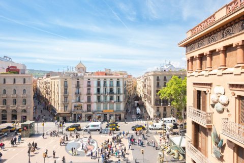 Apartamento de 2 dormitorios en venta en Barcelona, Cataluña, Spain № 3594 - foto 21