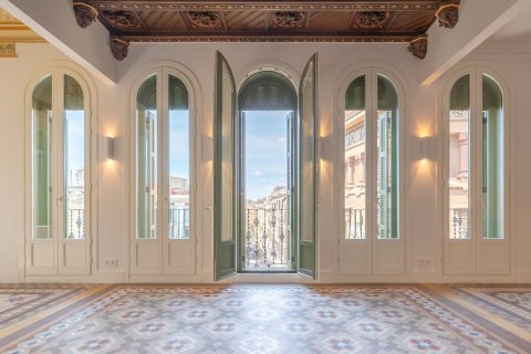 Apartamento de 2 dormitorios en venta en Barcelona, Cataluña, Spain № 3594