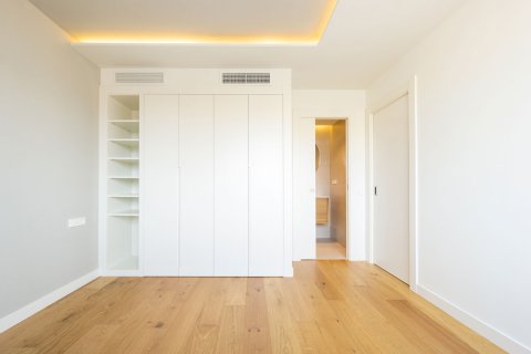 Купить квартиру в Барселона, Испания с 3 комнаты, 91м², № 3591 - фото 10