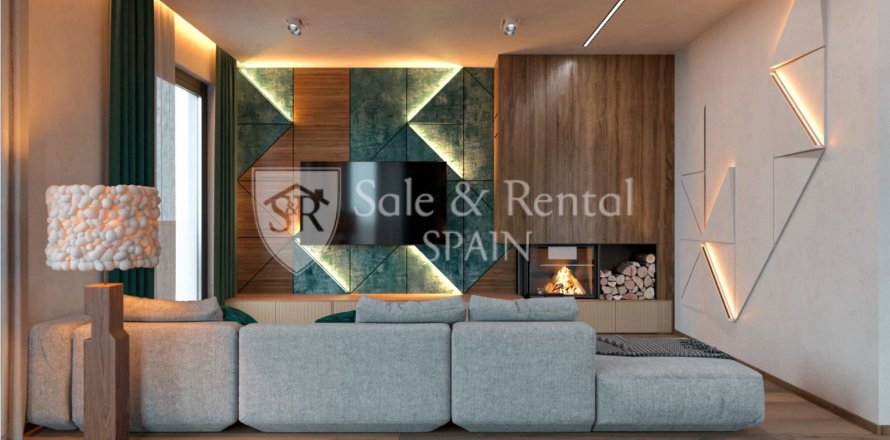 Сasa de 3 dormitorios en venta en Lloret de Mar, Gerona, Cataluña, Spain № 6790