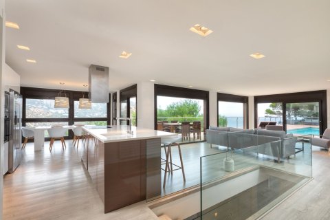 Сasa de 4 dormitorios en venta en Begur, Gerona, Cataluña, Spain № 6793 - foto 8