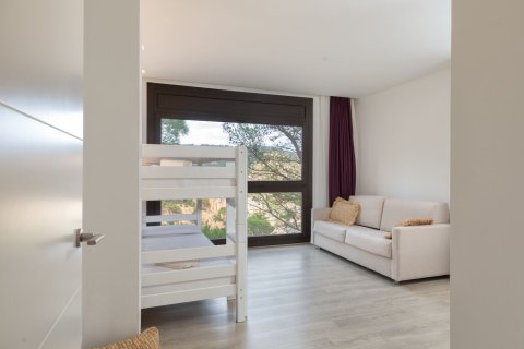 Сasa de 4 dormitorios en venta en Begur, Gerona, Cataluña, Spain № 6793 - foto 22