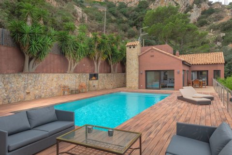 Сasa de 4 dormitorios en venta en Begur, Gerona, Cataluña, Spain № 6793 - foto 2