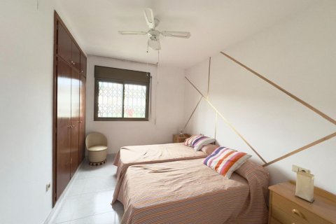 Сasa de 4 dormitorios en venta en Coma-Ruga, Tarragona, Cataluña, Spain № 6795 - foto 24