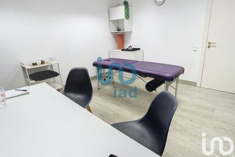 Propiedad comercial de 291 m² en alquiler en Barcelona, Cataluña, Spain № 5142 - foto 5